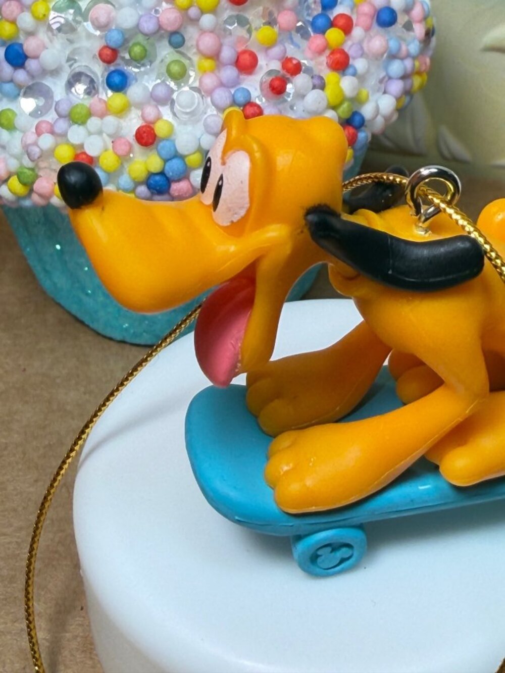 Disney Pluto Christmas Tree Ornament Figure On Skateboard Sf - Picture 7 of 10